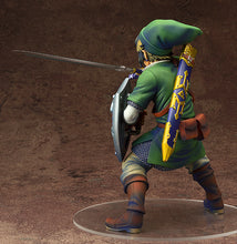 Load image into Gallery viewer, Good Smile WonHobby Selection 1/7 The Legend of Zelda Skyward Sword Link