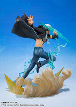 Load image into Gallery viewer, Bandai Figuarts Zero One Piece Trafalgar Law Gamma Knife
