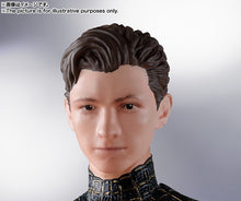 Load image into Gallery viewer, Bandai S.H.Figuarts Spider-Man［Black &amp; Gold Suit］(SPIDER-MAN: No Way Home)