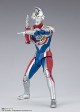 Load image into Gallery viewer, Bandai S.H.Figuarts ULTRAMAN DECKER FLASH TYPE